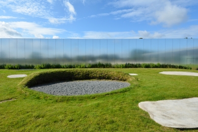 Louvre Lens  - foto: Petr Šmídek, 2016