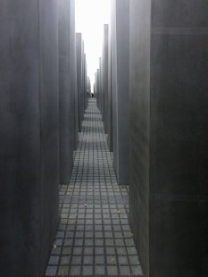 Holocaust-Mahnmal - pomník všem v Evropě zavražděným Židům - foto: Petr Šmídek, 2006