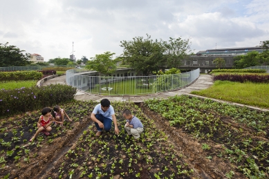 Farming Kindergarten - foto: Hiroyuki Oki