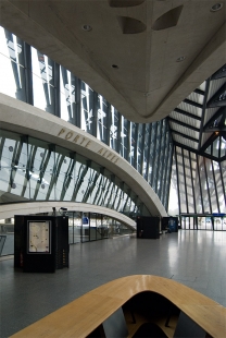 Letiště a stanice TGV Satolas - foto: Petr Šmídek, 2008