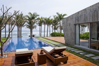 Naman Retreat Resort - vilové domy - výhled na moře - foto: Hiroyuki Oki