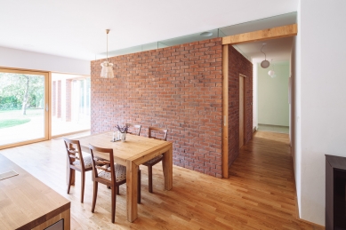 Reconstruction of a family house in Brno - foto: Jakub Holas