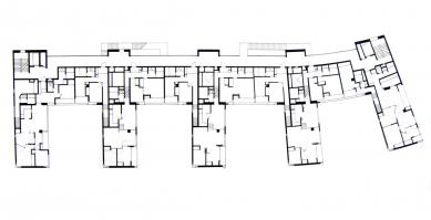 Void Space / Hinged Space Housing - Půdorys patra - foto: Steven Holl Architects