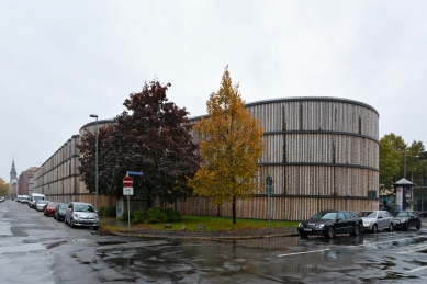 Parking Garage of the Leipzig Zoo  - foto: Petr Šmídek, 2016