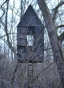 Flying Black House - foto: H3T architekti