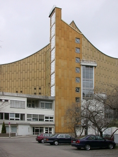 Berlinská filharmonie - foto: Petr Šmídek, 2002