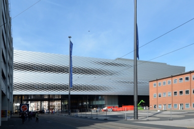 Messe Basel New Hall - foto: Petr Šmídek, 2015