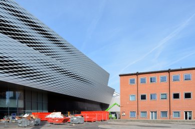 Messe Basel New Hall - foto: Petr Šmídek, 2015