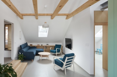 K66 | Dům s kavárnou - foto: Radek Úlehla