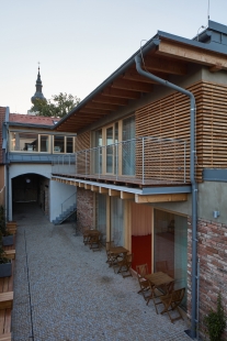 K66 | Dům s kavárnou - foto: Radek Úlehla