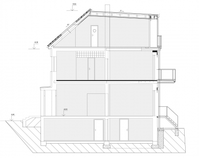 Rekonstrukce prvorepublikového řadového domu v Brně - Podélný řez - foto: vaši architekti