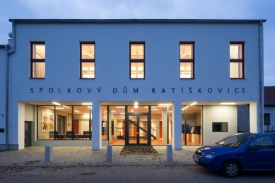 Spolkový dům v Ratíškovicích - foto: Libor Stavjanik, studio TOAST 