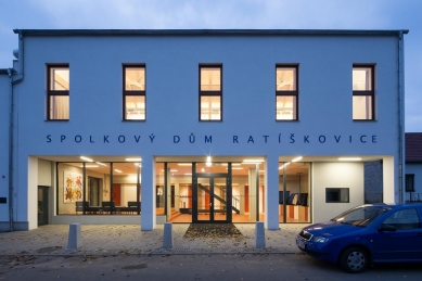 <span>Federation House in Ratíškovice</span> - foto: Libor Stavjanik, studio TOAST 