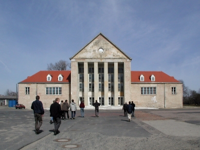 Festspielhaus Hellerau - foto: David Kubík, 2003