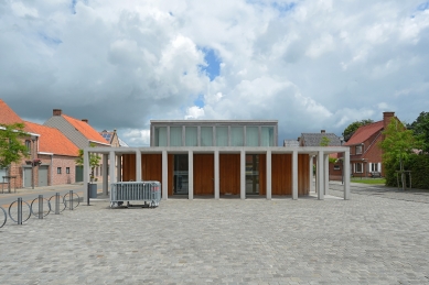 Stationshuis Community Centre - foto: Petr Šmídek, 2016