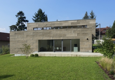 Family house with a business premises - foto: Ester Havlová