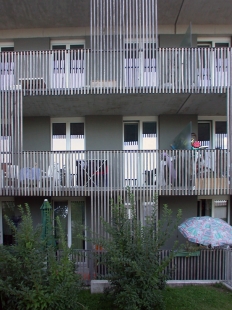 Residential Building Mitterweg - foto: Petr Šmídek, 2002