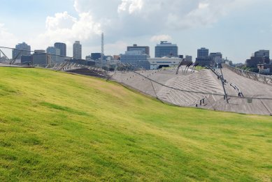 Mezinárodní přístavní terminál Yokohama - foto: Petr Šmídek, 2012