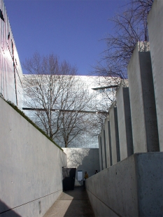 Jewish Museum in Berlin - foto: Petr Šmídek, 2002