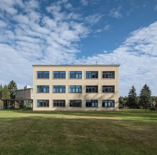 Základní škola v Mukařově - foto: Lukáš Žentel