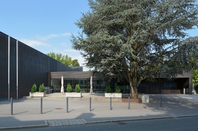 City swimming pool Dornbirn - foto: Petr Šmídek, 2015