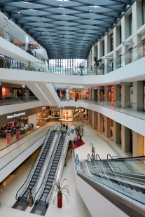 Kaufhaus Tyrol Department Store - foto: Petr Šmídek, 2015