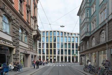 Kaufhaus Tyrol Department Store - foto: Petr Šmídek, 2017