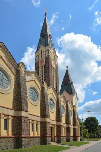 Kostel Nejsvětějšího srdce Páně - foto: Petr Šmídek, 2017