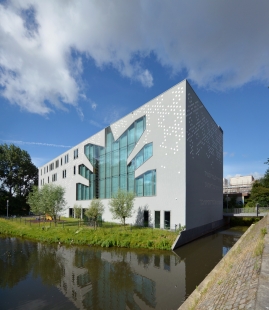 Synagogue annex Community Centre - foto: Petr Šmídek, 2016