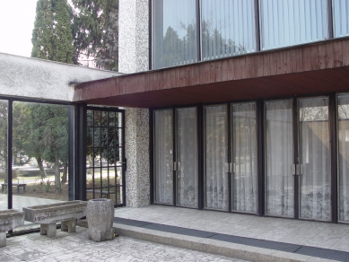 Dom smútku v Trebišove  - Fotografie původníh stavu - foto: Marian Puci