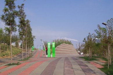 The Forum Park - Auditorium Park - foto: Milena Kubiszová, 2004