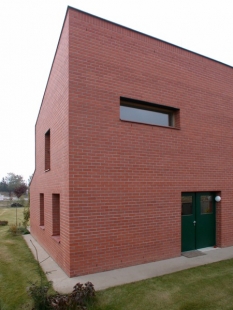 Family house in Jirčany - foto: Petr Šmídek, 2005