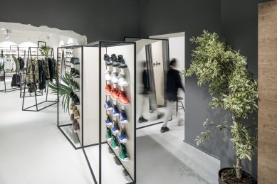 Queens Flagship Store Praha - foto: Martin Chum