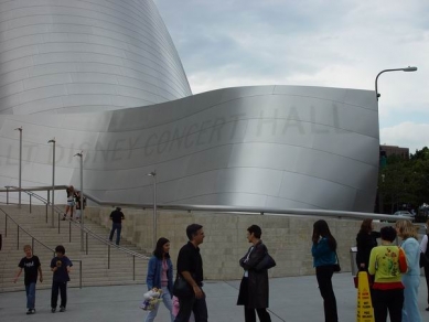 Walt Disney Concert Hall - foto: Ing. Jiří Kratochvíl, 2005