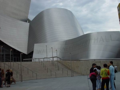 Walt Disney Concert Hall - foto: Ing. Jiří Kratochvíl, 2005