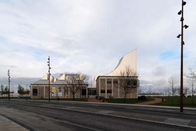 Utzonovo centrum - foto: Petr Šmídek, 2012