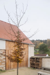 Adjustment of the farmyard Bukovec for housing - foto: Kompost.works