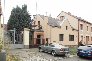 Rekonstrukce rodinného domu v Bohnicích - Fotografie původníh stavu - foto: Archport
