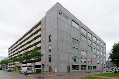 Building Center Riem - foto: Petr Šmídek, 2008