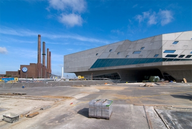 Phaeno Science Center - foto: Petr Šmídek, 2009