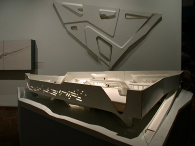 Phaeno Science Center - Photograph of the model from the Vienna exhibition Ice-Storm - foto: Petr Šmídek, 2003