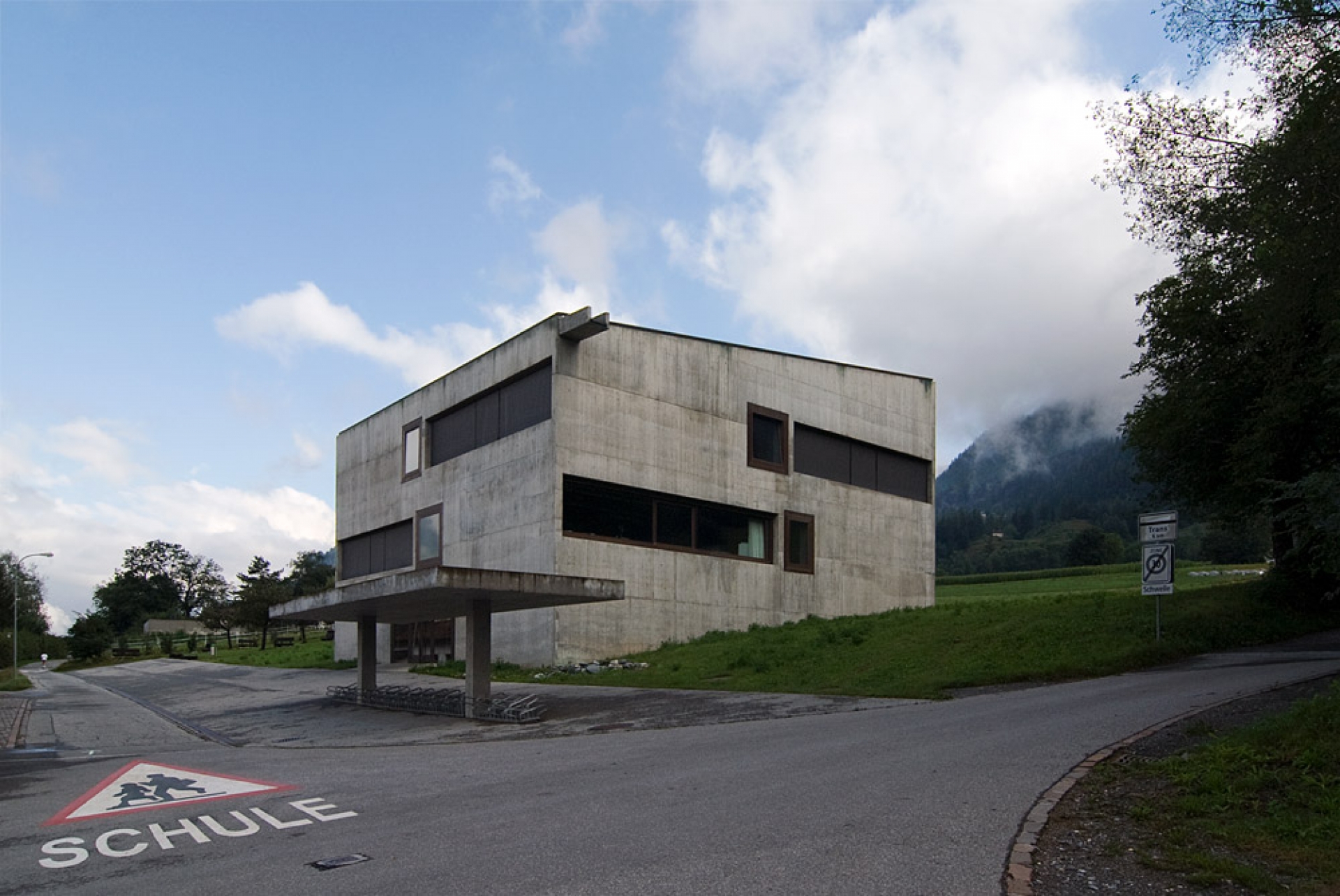 archiweb.cz - School in Paspels