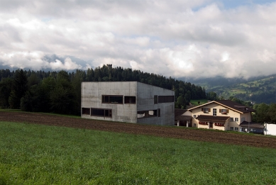 Škola v Paspels - foto: Petr Šmídek, 2008