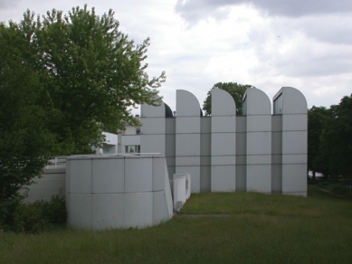 Bauhaus-Archiv - foto: Petr Šmídek, 2002