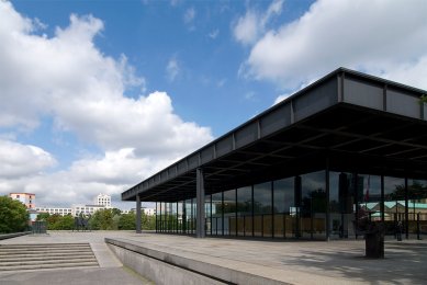 Neue Nationalgalerie - foto: © Petr Šmídek, 2008