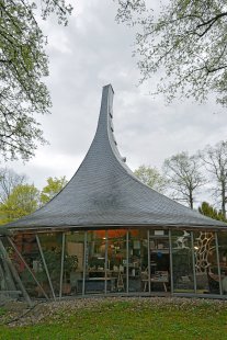 Institut lehkých plochých nosníků na Technické univerzitě ve Stuttgartu - foto: Petr Šmídek, 2018