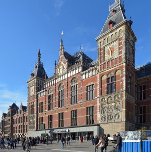 Hlavní vlakové nádraží v Amsterodamu - foto: Petr Šmídek, 2016