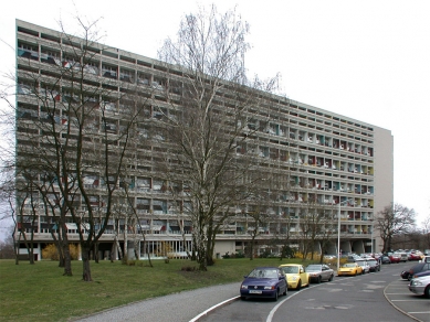 Unité d'habitation 'Typ Berlin' - foto: Petr Šmídek, 2002