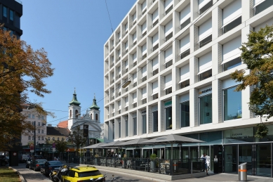 Post Headquarter Vienna - foto: Petr Šmídek, 2018