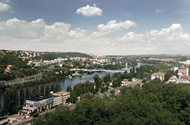 Dvorecký most